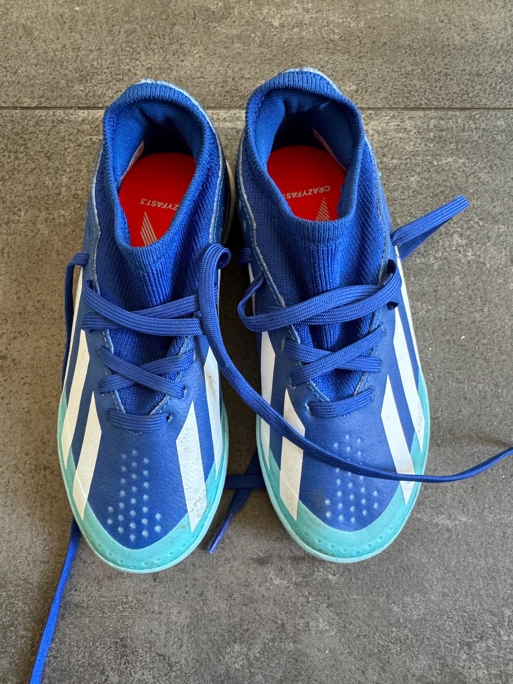 Kids adidas X Crazyfast.3
Turf  Low-Top Soccer Shoes